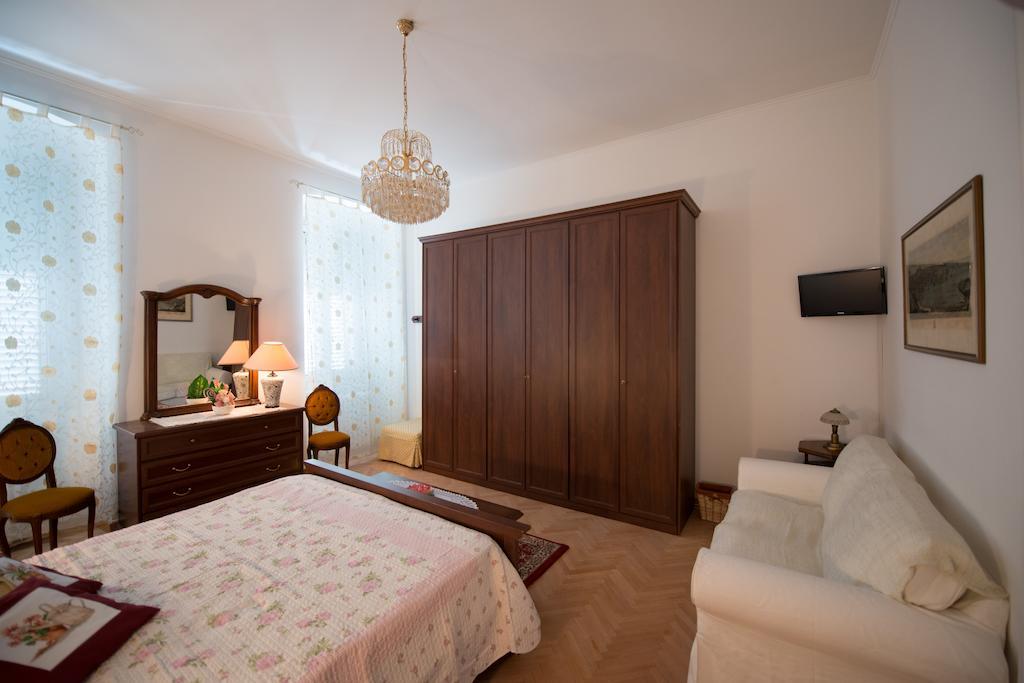 Antico Borgo Teresiano Bed & Breakfast Trieste Dış mekan fotoğraf